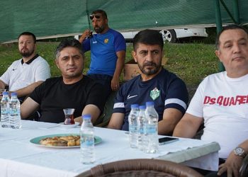 Aliağa Belediye Başkanı Serkan Acar’dan Aliağaspor FK’nın Bolu Kampına Ziyaret