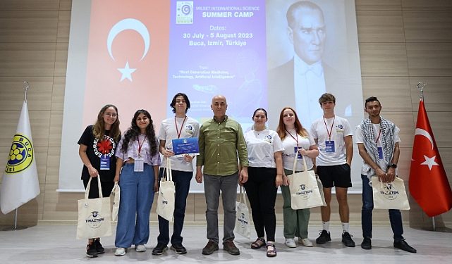 Buca’da Uluslararası Bilim Yaz Kampı sona erdi