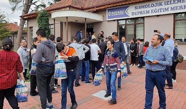 Kocaeli Büyükşehir’den deprem farkındalığı eğitimleri