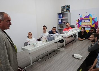 Gemlik’teki Bu Atölye, Hem Sosyalleştiriyor Hem de İş Hayatına Adapte Ediyor