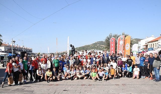 Foça’da Cumhuriyet’in 100. Yılı Oryantiring Etkinliği