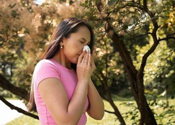 İklim krizi polen alerjisinin süresini uzattı!