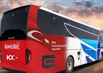 Kâmil Koç Cumhuriyet’in 100. yılı anısına araçlarını özel tasarımlarla giydirdi